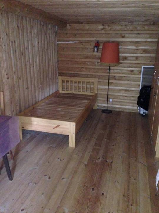 Ieshchie_komnata_na_1_etazhie.JPG